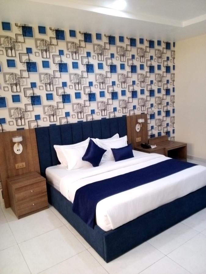 Proxima Centauri Hotel Port Harcourt Kültér fotó