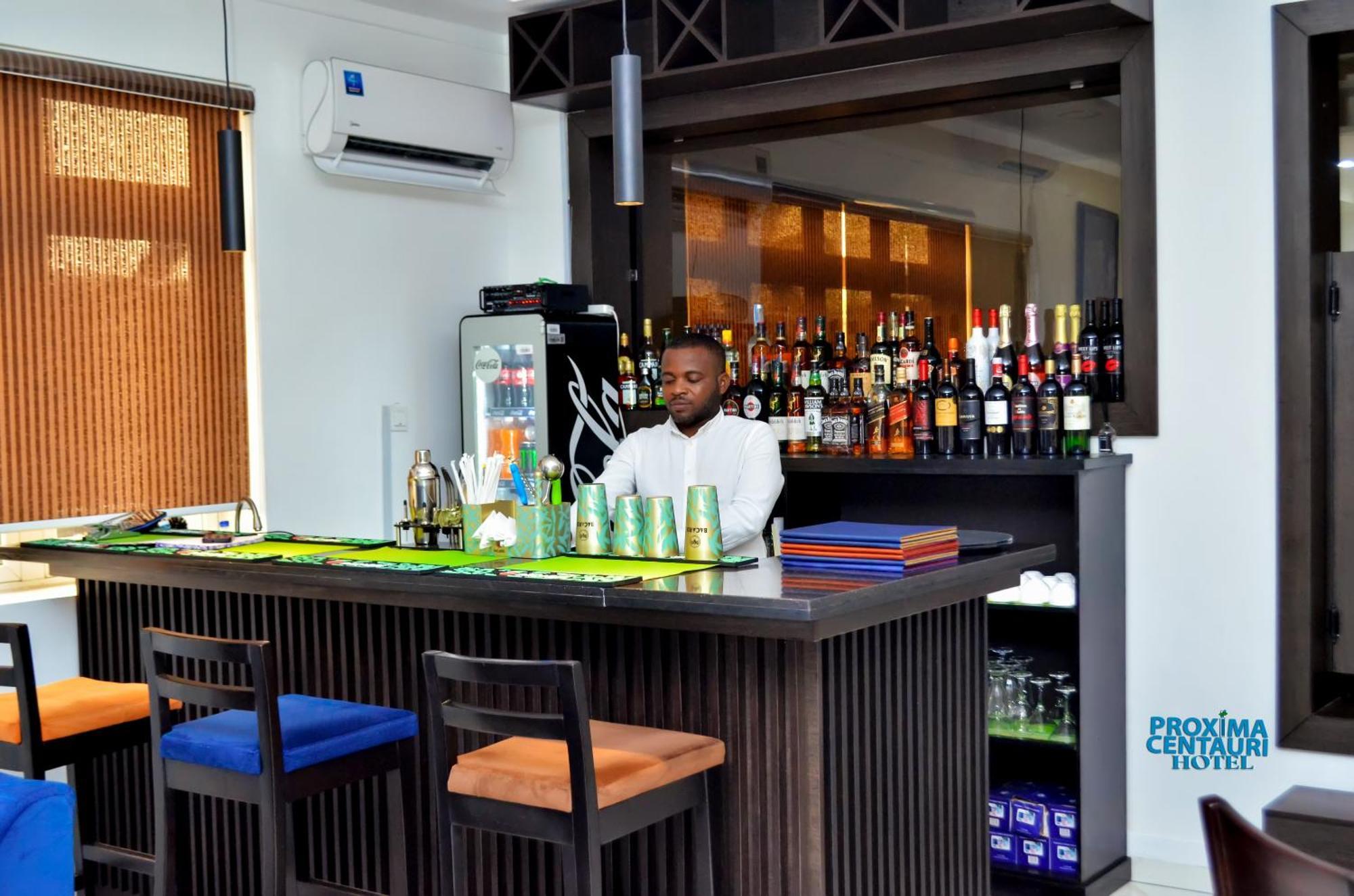 Proxima Centauri Hotel Port Harcourt Kültér fotó