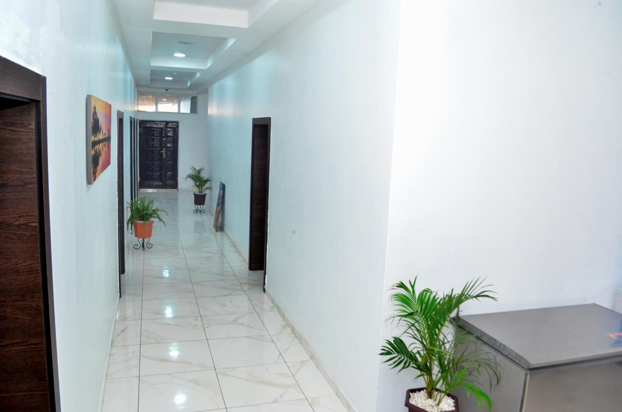 Proxima Centauri Hotel Port Harcourt Kültér fotó
