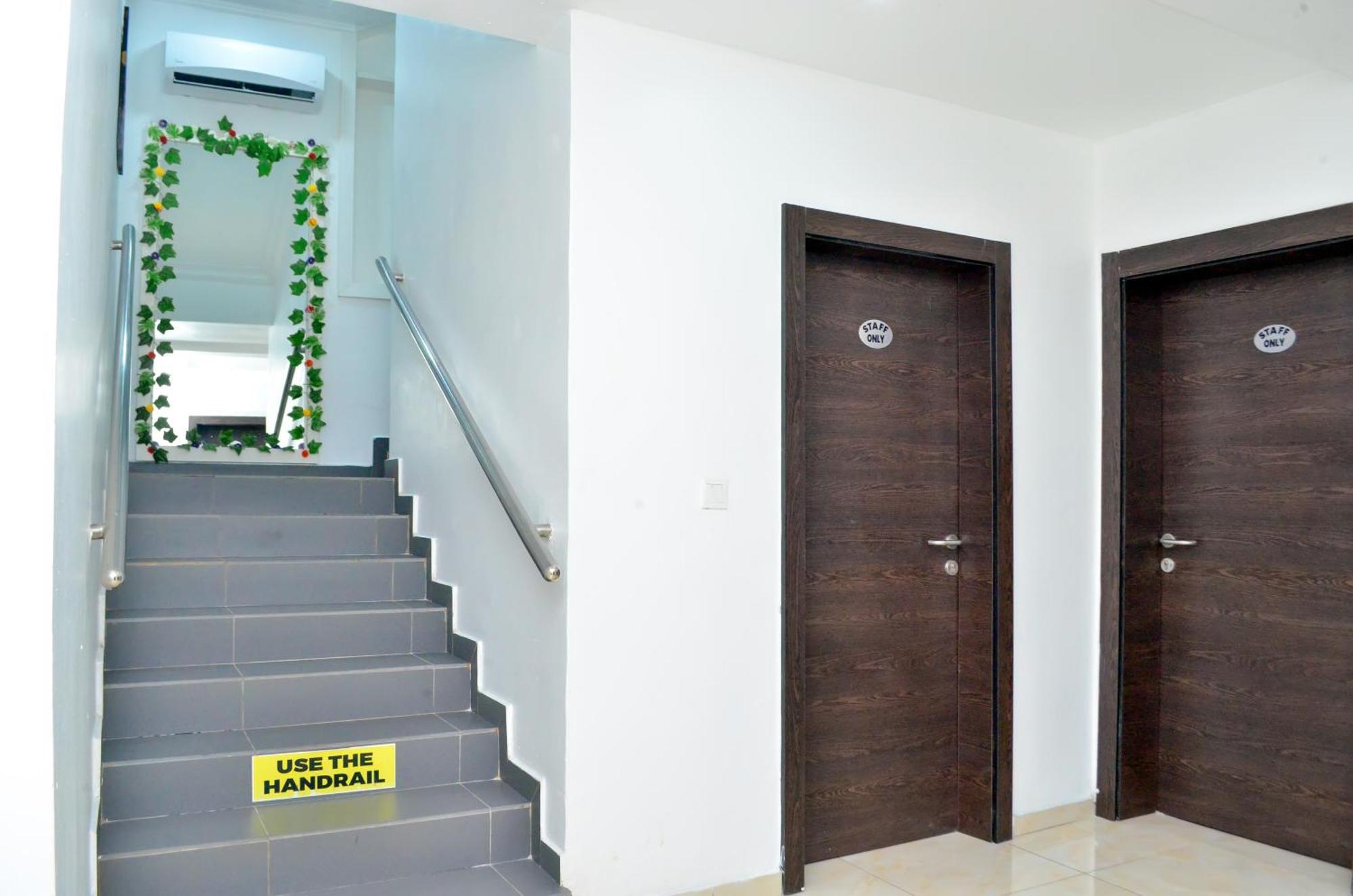 Proxima Centauri Hotel Port Harcourt Kültér fotó
