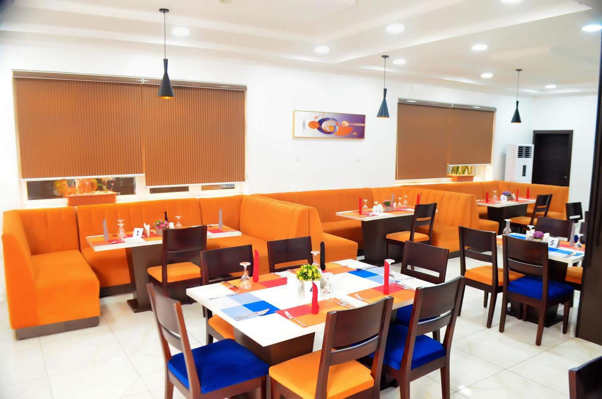 Proxima Centauri Hotel Port Harcourt Kültér fotó